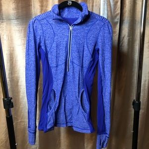 Lululemon super soft long sleeve pullover.